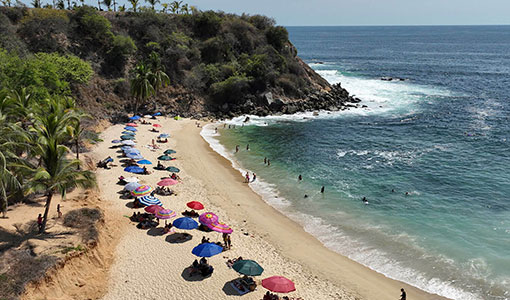 coral is one of several beaches in puerto escondido